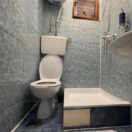 Baricevi Dvori Tugare